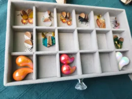 boucle d'oreille bois et résine